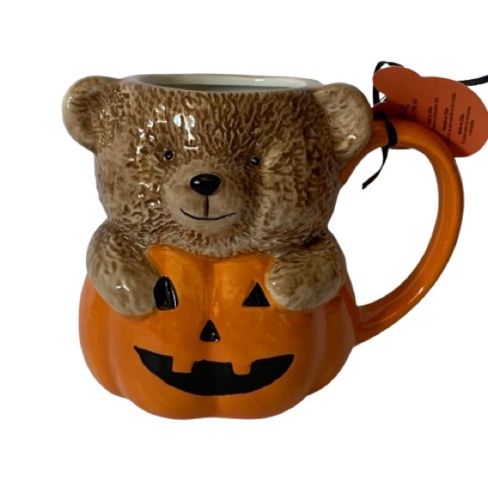 NWT. CREEPY CRITTERS Teddy Bear Pumpkin Mug